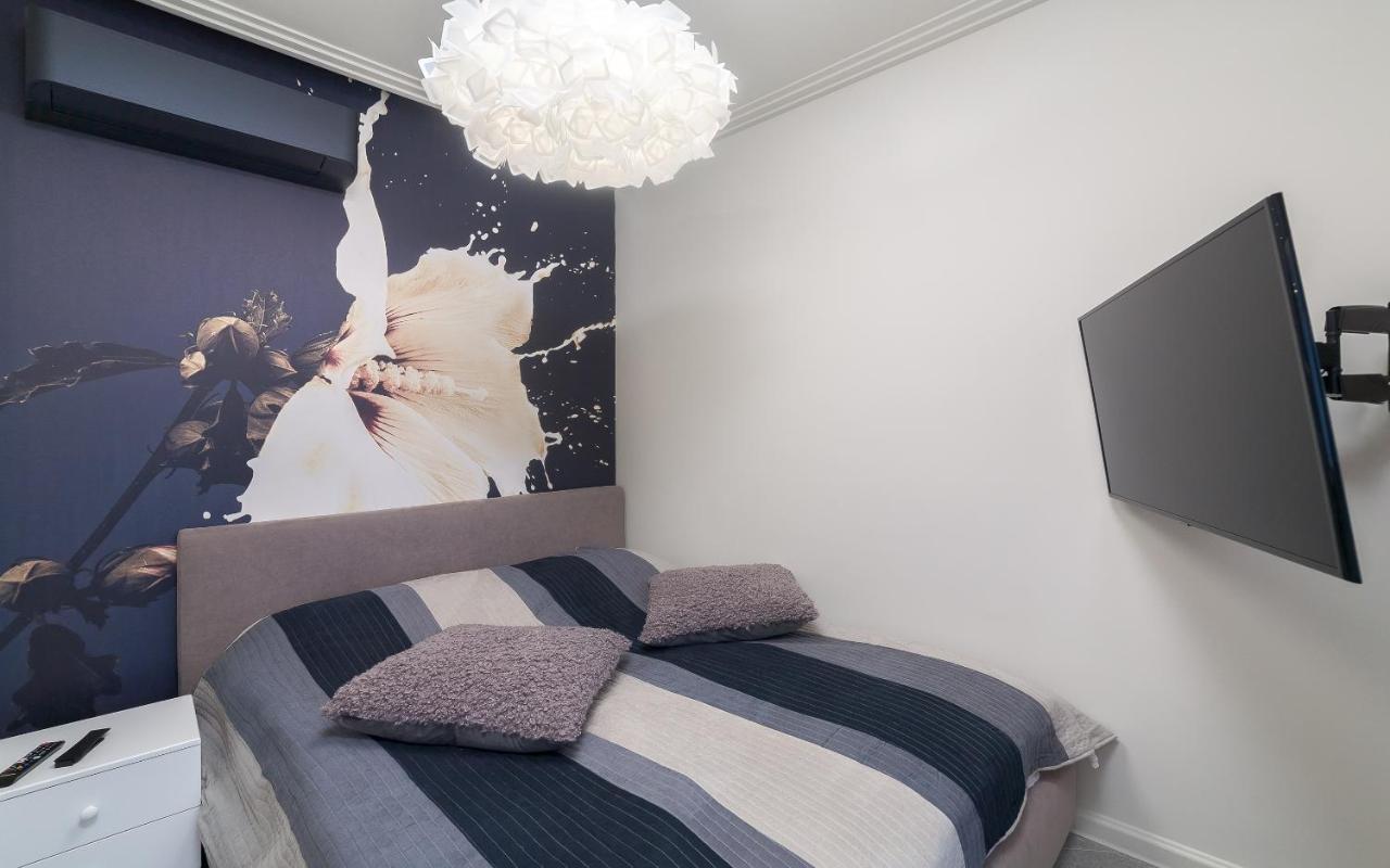 Wowell Apartments Odessa Ngoại thất bức ảnh