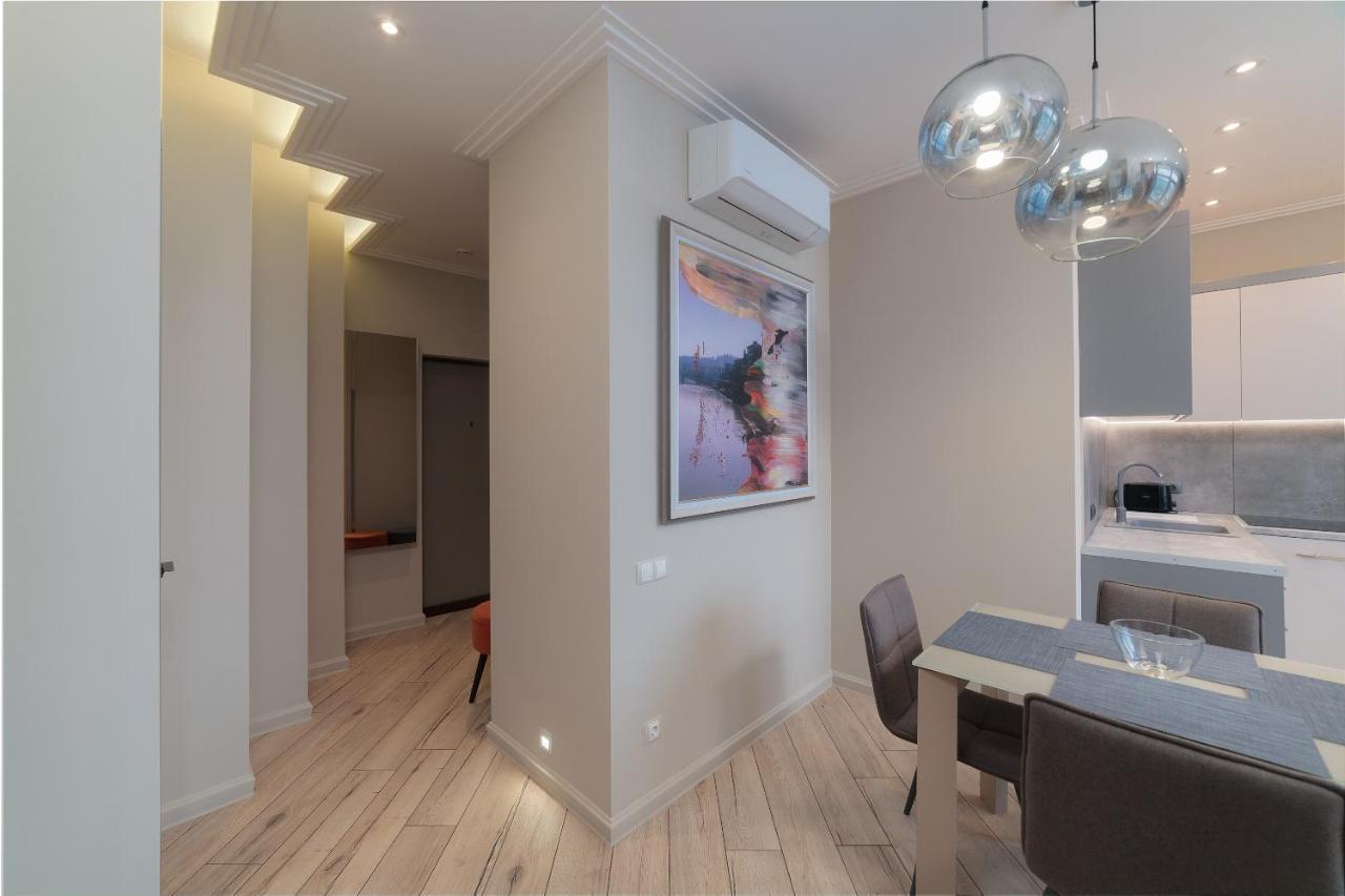 Wowell Apartments Odessa Ngoại thất bức ảnh