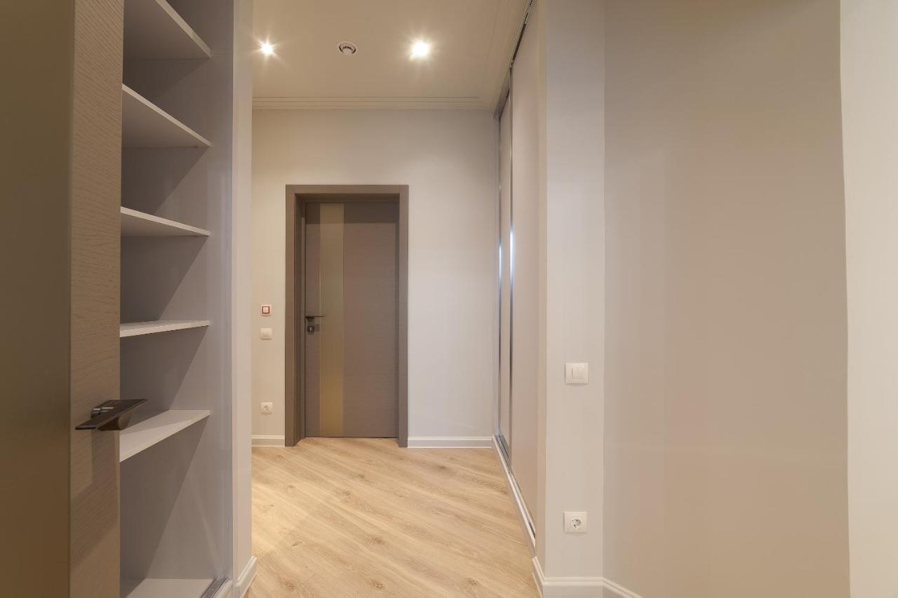 Wowell Apartments Odessa Ngoại thất bức ảnh