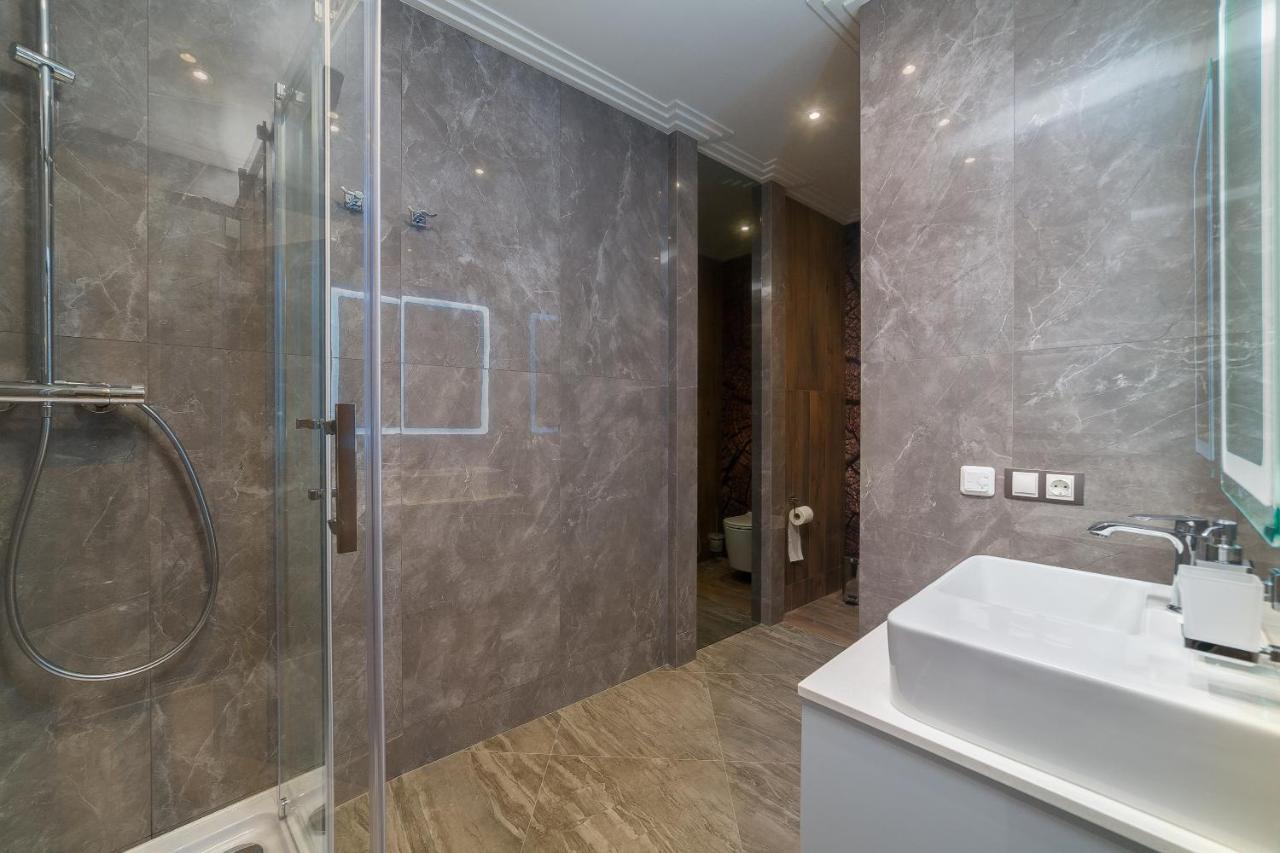 Wowell Apartments Odessa Ngoại thất bức ảnh
