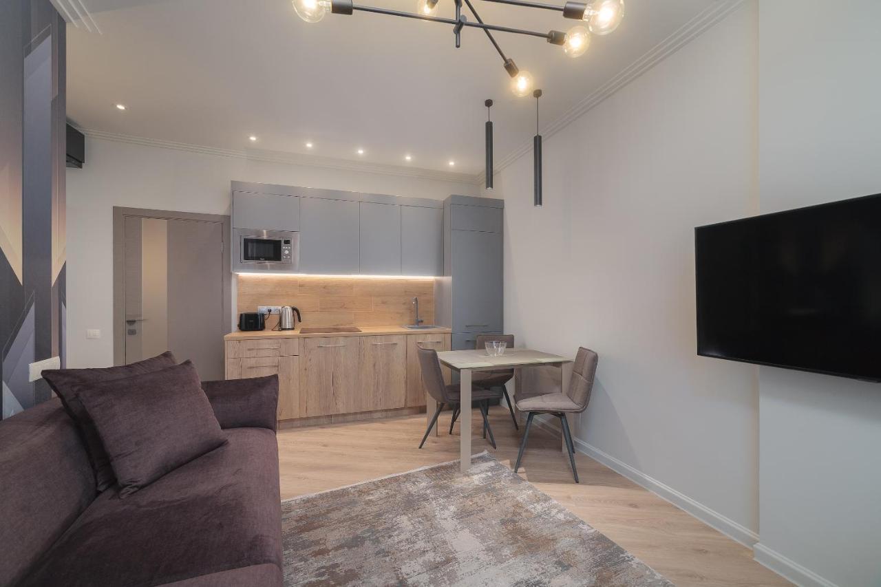 Wowell Apartments Odessa Ngoại thất bức ảnh