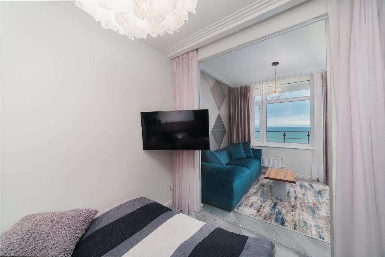Wowell Apartments Odessa Ngoại thất bức ảnh