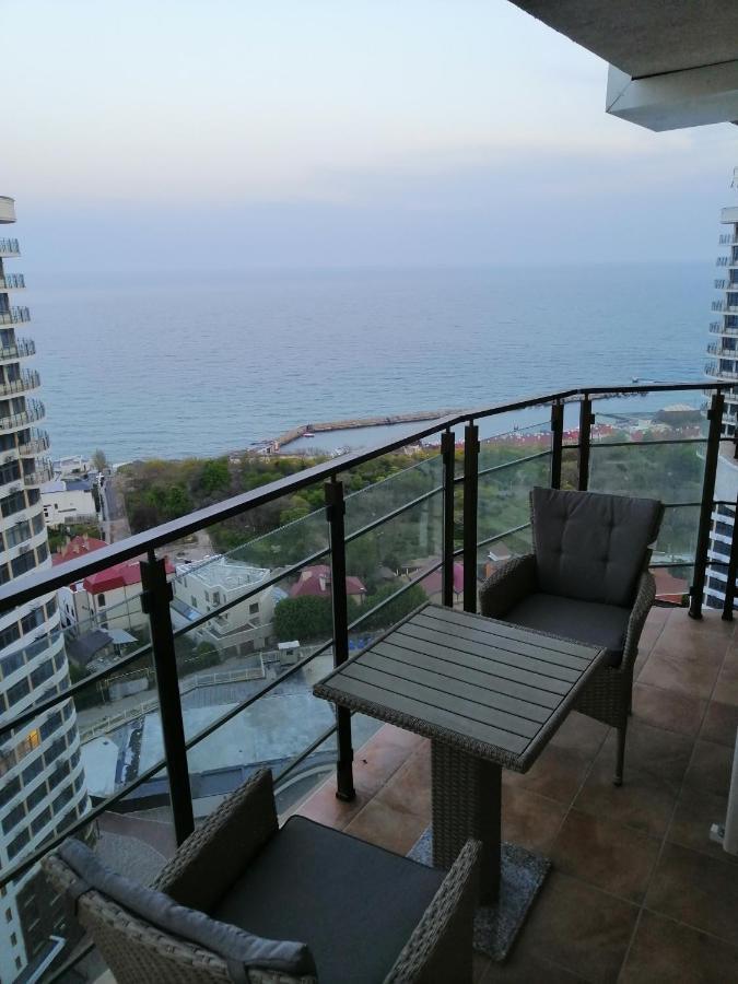 Wowell Apartments Odessa Ngoại thất bức ảnh